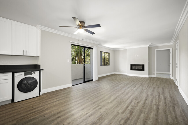 Brody Terrace Apartments in Sherman Oaks, CA - Building Photo - Building Photo