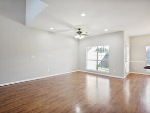 118 Barrington Ln in Lewisville, TX - Building Photo - Building Photo