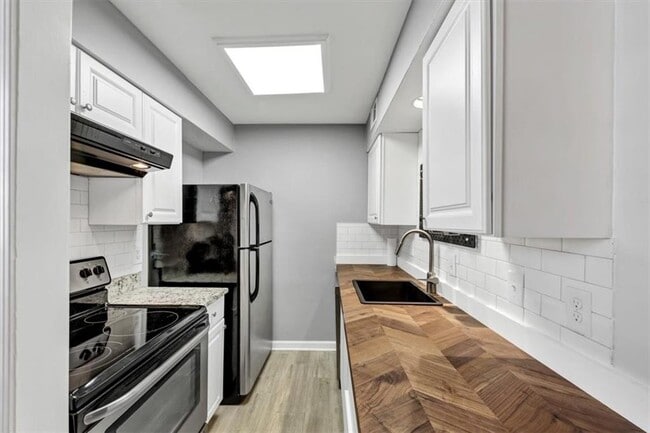 property at 117 Lablanc Way NW
