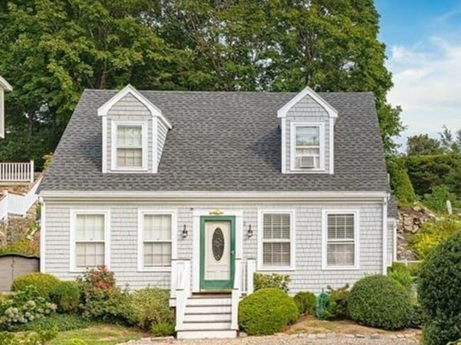 property at 11 Gingerbread Hill