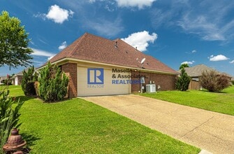 101 Wellesley Drive in Madison, MS - Building Photo - Building Photo