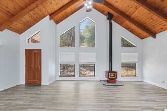 29766 Tioga Dr in Coarsegold, CA - Building Photo - Building Photo