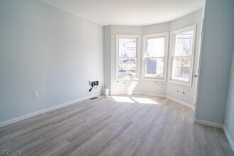 701 S 18th St-Unit -1 in Newark, NJ - Building Photo - Building Photo