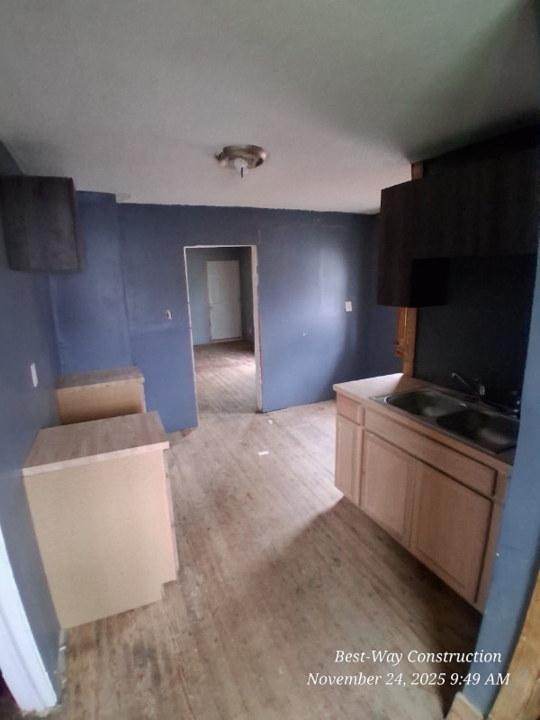 2057 N Charles St in Decatur, IL - Foto de edificio - Building Photo