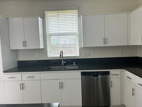 3616 Highclere Way in Clovis, CA - Building Photo - Building Photo