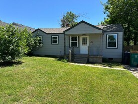 3208 NW 30th St in Oklahoma City, OK - Building Photo