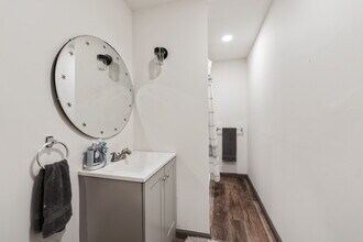 133 Meade Ave, Unit 1 in Pittsburgh, PA - Foto de edificio - Building Photo