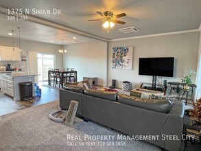 1375 N Shian Dr in Pueblo West, CO - Building Photo - Building Photo