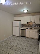 8610 Neuse Landing Ln in Raleigh, NC - Building Photo - Building Photo