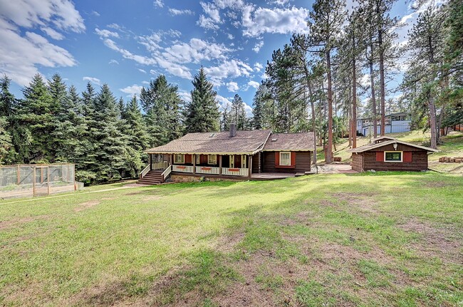 28380 Douglas Park Rd in Evergreen, CO - Building Photo - Building Photo