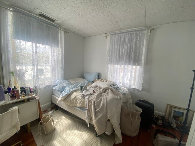 15 Woodbridge St, Unit 14