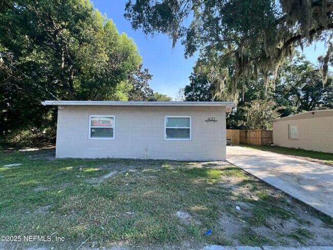 property at 4022 Emerson St