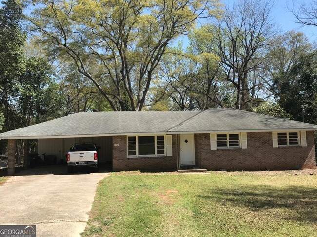 property at 160 Brookwood Dr