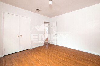 10530 Crenshaw Blvd in Inglewood, CA - Building Photo - Building Photo