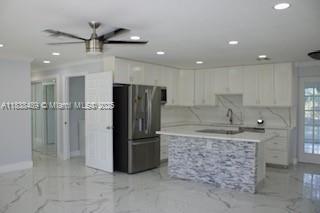3954 Coconut Cir N in Naples, FL - Building Photo - Building Photo