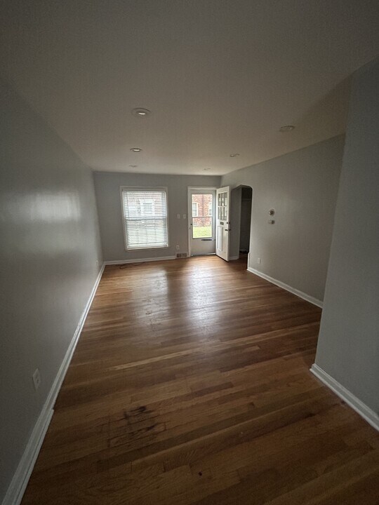 4600 Firestone St in Dearborn, MI - Building Photo
