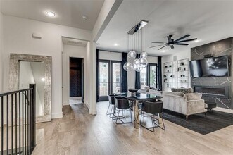 2537 El Camino Ln in Dallas, TX - Building Photo - Building Photo