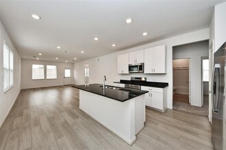 18010 Whitetail Run Ln in Houston, TX - Building Photo - Building Photo
