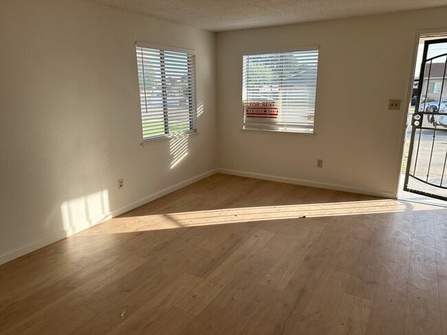 716 Ripona Ave in Ripon, CA - Building Photo - Building Photo
