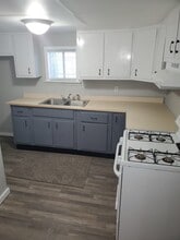 310 E 9th St in Mishawaka, IN - Building Photo - Building Photo