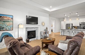 112 Crimson Sky Ct in Dripping Springs, TX - Building Photo - Building Photo