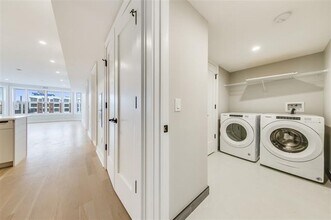 366 6th St in Jersey City, NJ - Building Photo - Building Photo
