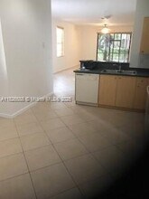 4277 Vineyard Cir in Weston, FL - Building Photo - Building Photo