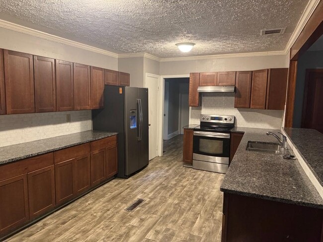 121 Woodland Cir in Milledgeville, GA - Building Photo - Building Photo