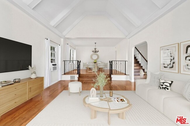 2941 Motor Ave in Los Angeles, CA - Building Photo - Building Photo