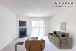 10300 Hickory Ridge Rd, Unit FL1-ID1965A in Columbia, MD - Building Photo