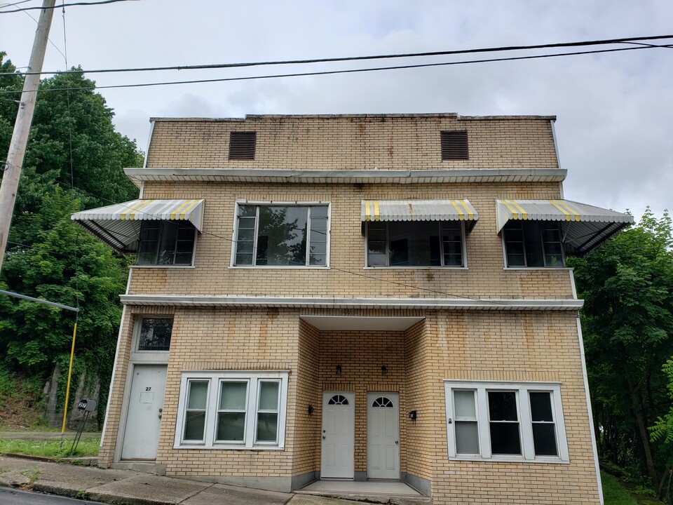 25 Market St, Unit 25 Market Street in Pittston, PA - Building Photo