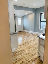 247 Whitwell St in Quincy, MA - Building Photo - Building Photo