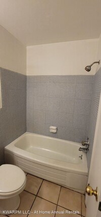 8401 N Atlantic Ave photo'