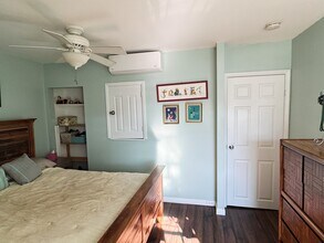 2561 Sepviva St in Philadelphia, PA - Building Photo - Building Photo