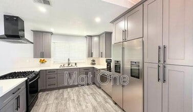 15720 Reed Dr in Fontana, CA - Building Photo - Building Photo