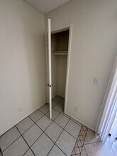 1201 S McClintock Dr in Tempe, AZ - Building Photo - Building Photo