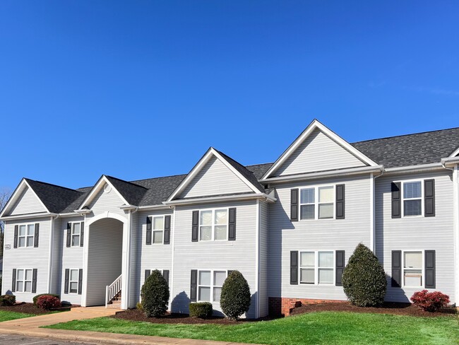 Cloisters of Mount Holly Apartment Homes