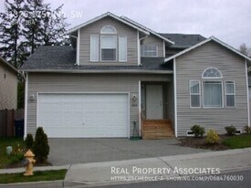 1325 175th Pl SW in Lynnwood, WA - Building Photo