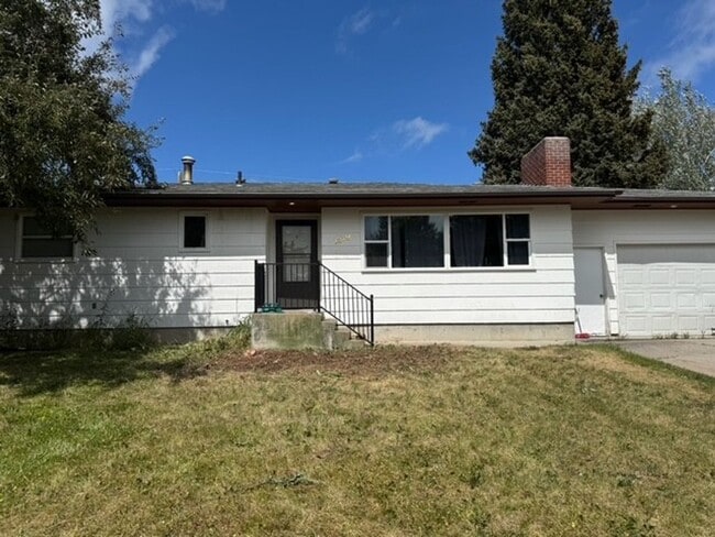 property at 1319 Cherry Dr