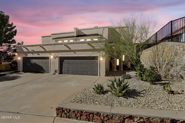 property at 4717 Excalibur Dr