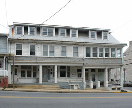 25 - 31 E Main St in Newville, PA - Building Photo - Building Photo