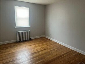 134 Amory Dr in Orangetown, NY - Building Photo - Building Photo