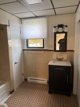 301 Spring Valley Rd, Unit A in Reading, PA - Foto de edificio - Building Photo