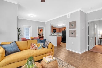 Island Villa in Corpus Christi, TX - Foto de edificio - Building Photo