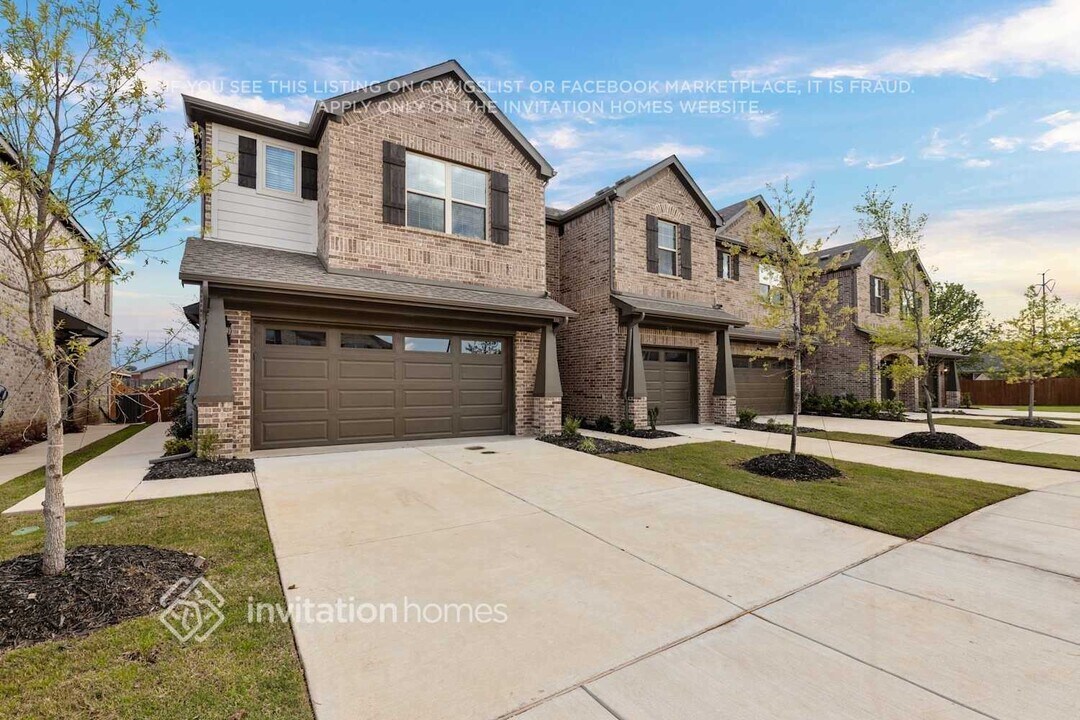 6477 Blue Trl in Arlington, TX - Building Photo