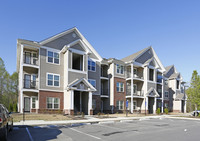 The Bluffs at Walnut Creek in Raleigh, NC - Foto de edificio - Building Photo