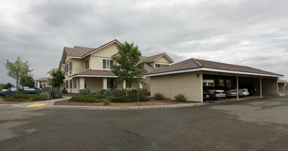 Solstice Senior Living at Apple Valley in Apple Valley, CA - Building Photo - Building Photo