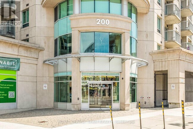200 Rideau St in Ottawa, ON - Building Photo - Building Photo