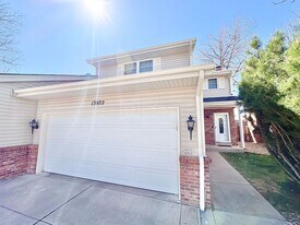 13982 E Arizona Ave in Aurora, CO - Building Photo