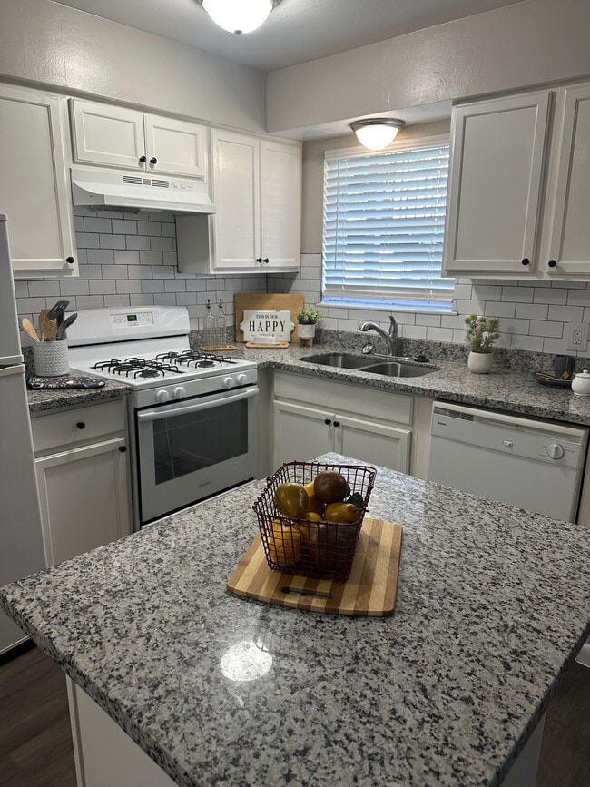 Mariner Under The Oaks in League City, TX - Foto de edificio - Building Photo